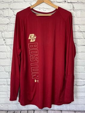 Under Armour HeatGear Boston College BC Eagles Shirt Mens Size 2XL Maroon Logo
